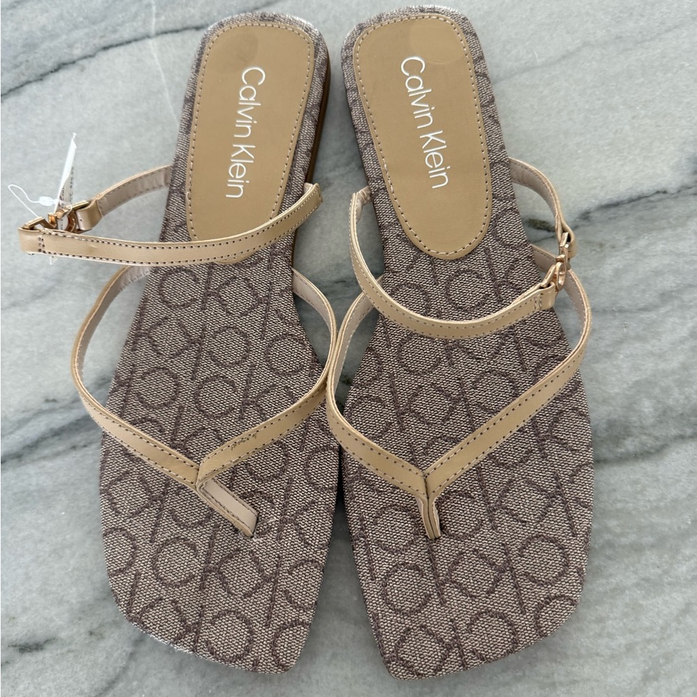 Calvin Klein Malory Tan Thong Sandals with Logo Pattern and Square Toe size 10